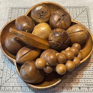 Vintage Monkey-Pod Fruit Bowl Set